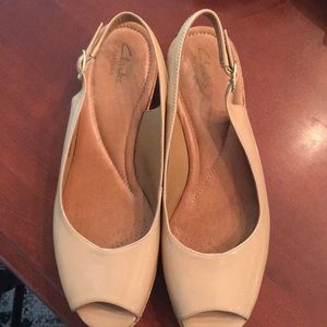 Clark’s Artisan Wedge Cork Patent Leather 81/2M